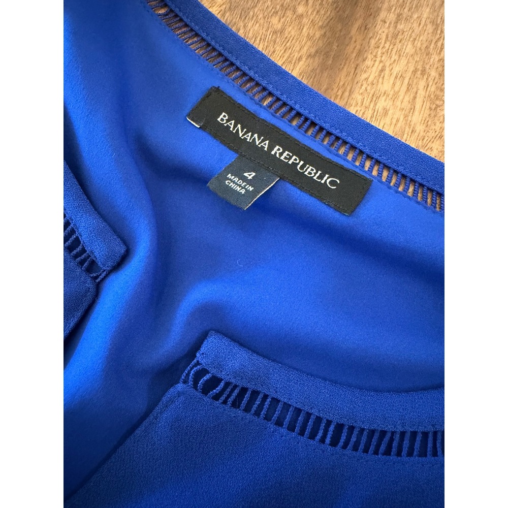 Banana‎ Republic Blue Sheath Dress V Neck Short Sleeve Knee Length Size 4 - Picture 2 of 14